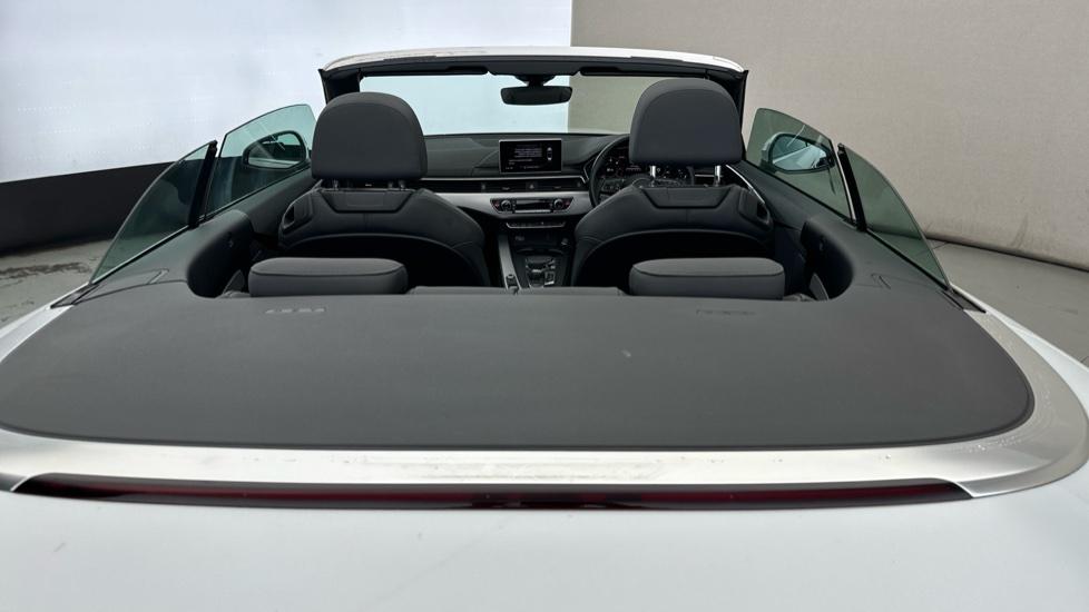 Convertible Roof 