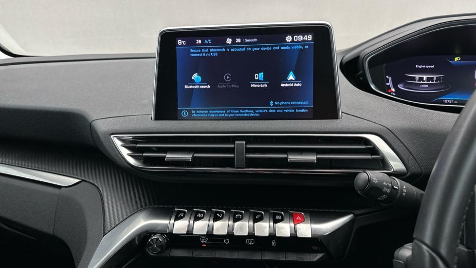 Apple Car Play & Android Auto