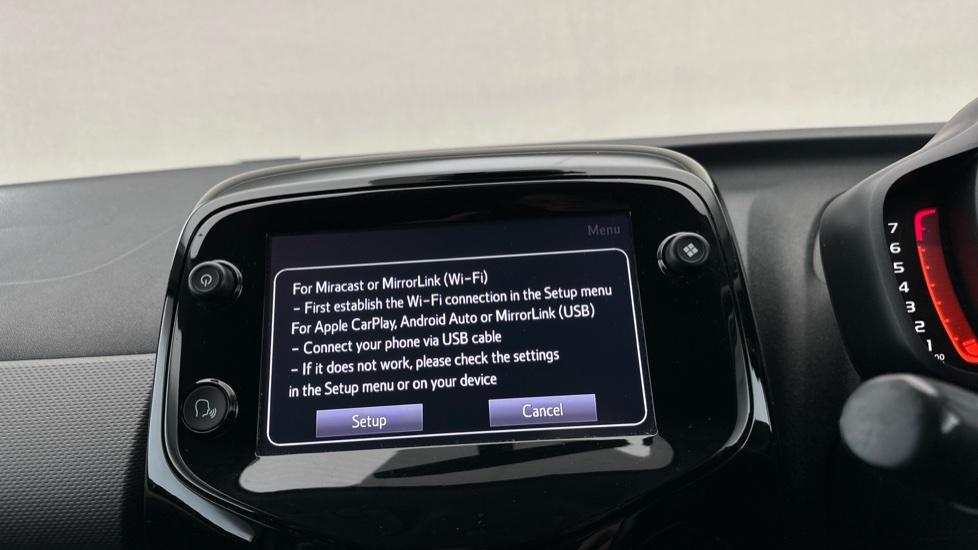 Apple Car Play & Android Auto