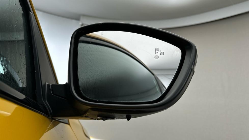 Blind Spot Monitoring System 