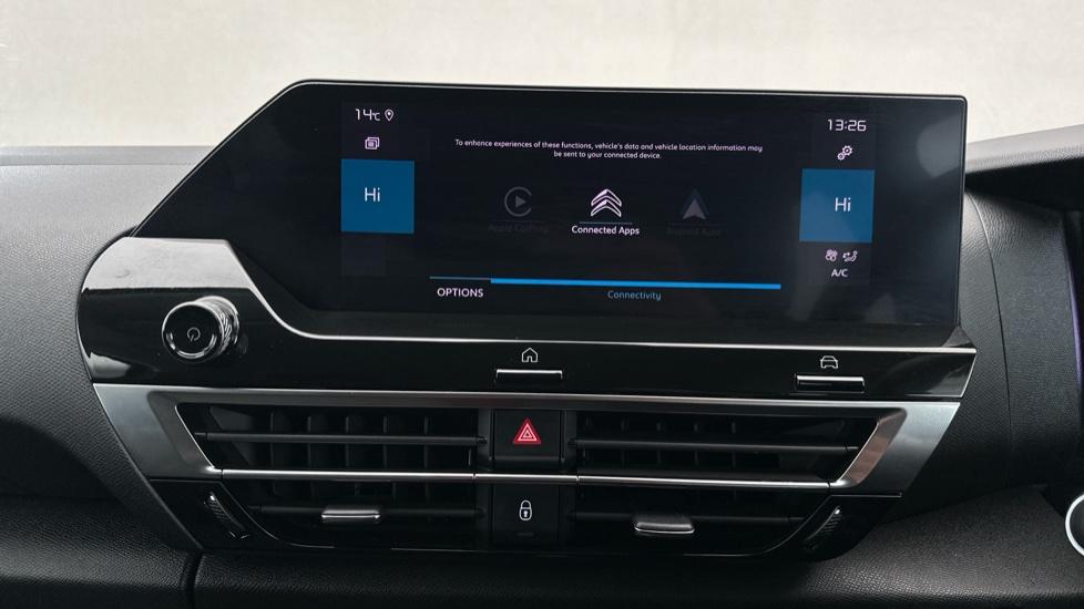 Apple Car Play & Android Auto