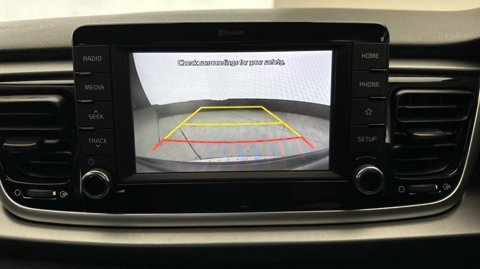 Rear View Camera/Park Pilot 