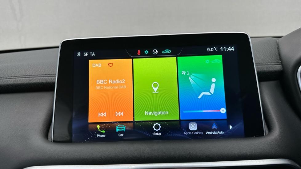 Apple Car Play & Android Auto