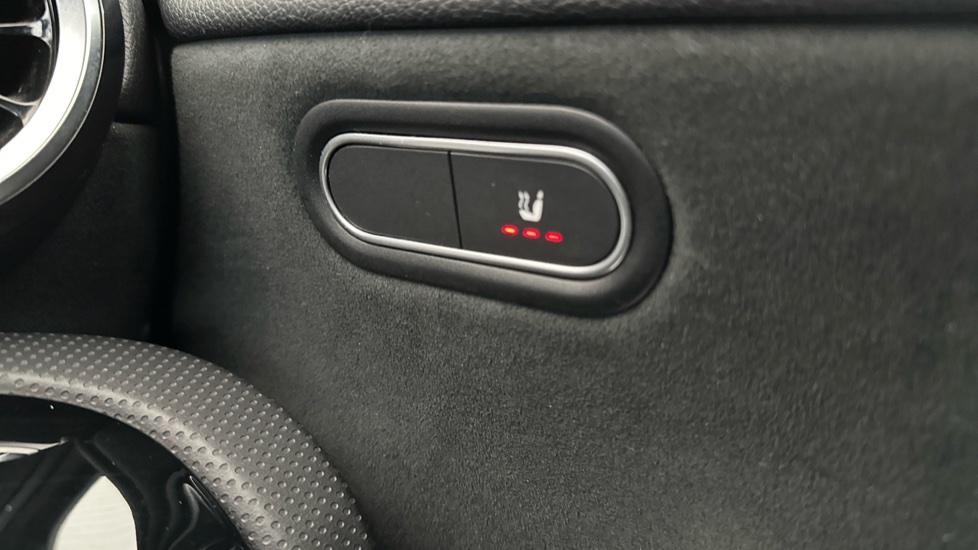 Heated Seats 