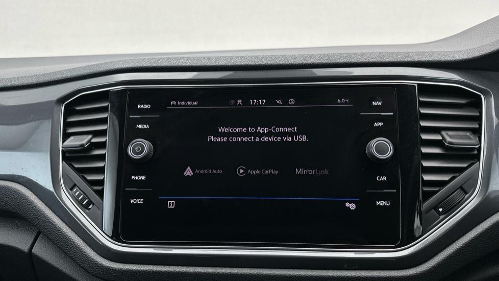 Apple Car Play & Android Auto