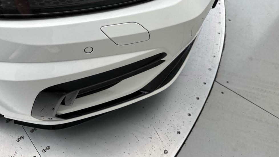 Headlight Washers / Front Parking Sensors 