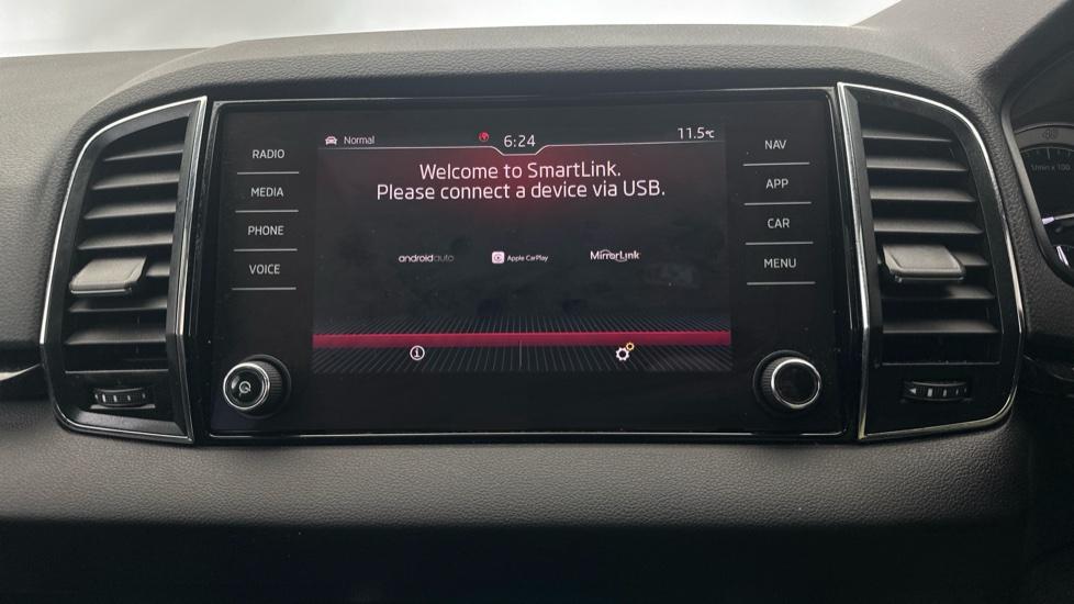 Apple Car Play & Android Auto