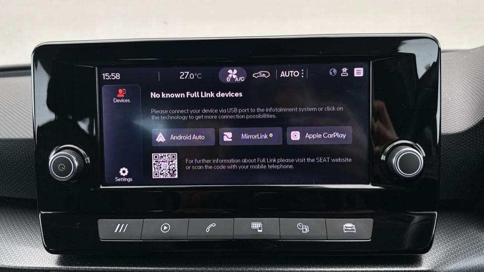 Apple Car Play & Android Auto