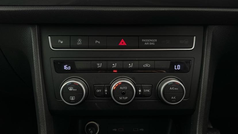 Auto Stop/Start/Air Conditioning /Dual Climate Control /Auto Park