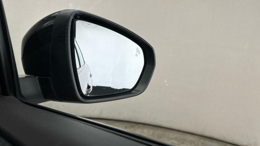 Blind Spot Monitoring System 