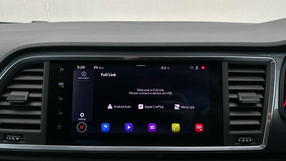 Apple Car Play & Android Auto