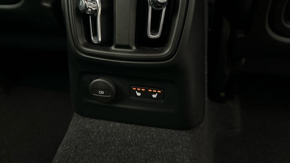 Rear Heated Seats 