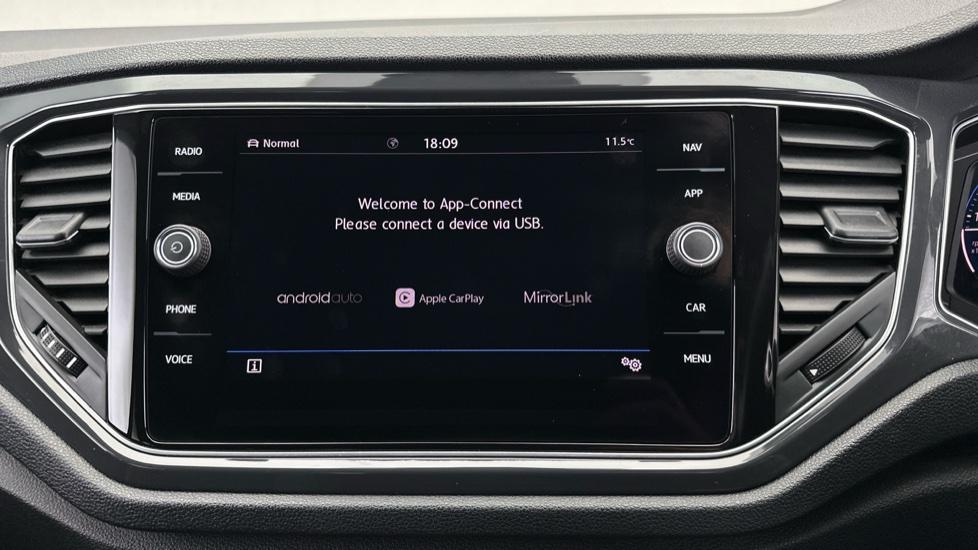 Apple Car Play & Android Auto