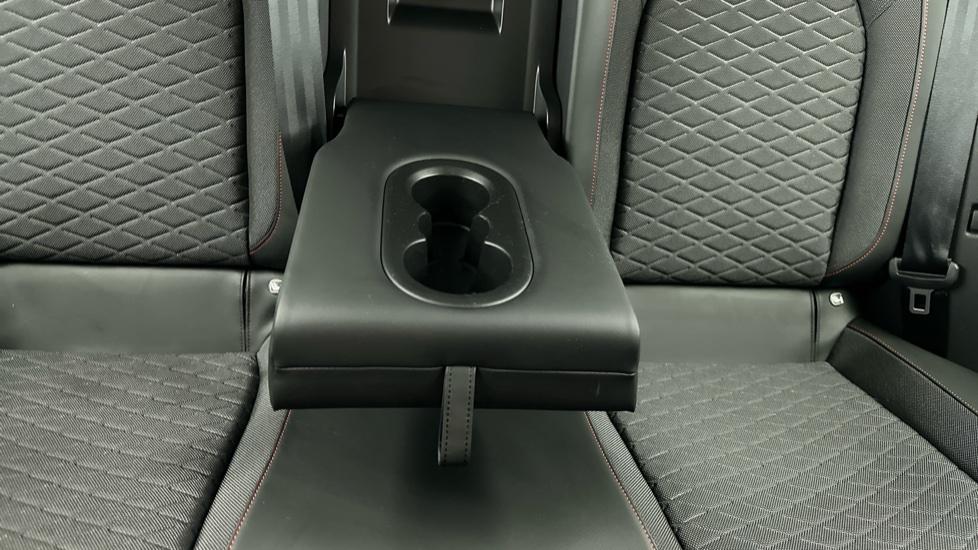 Rear Armrest/ Cup Holder