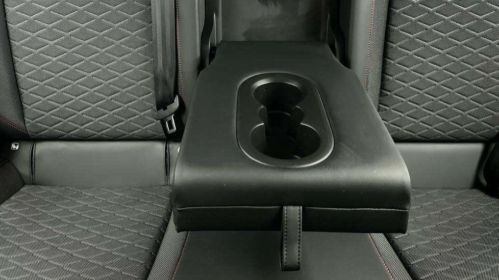 Rear Armrest/ Cup Holder