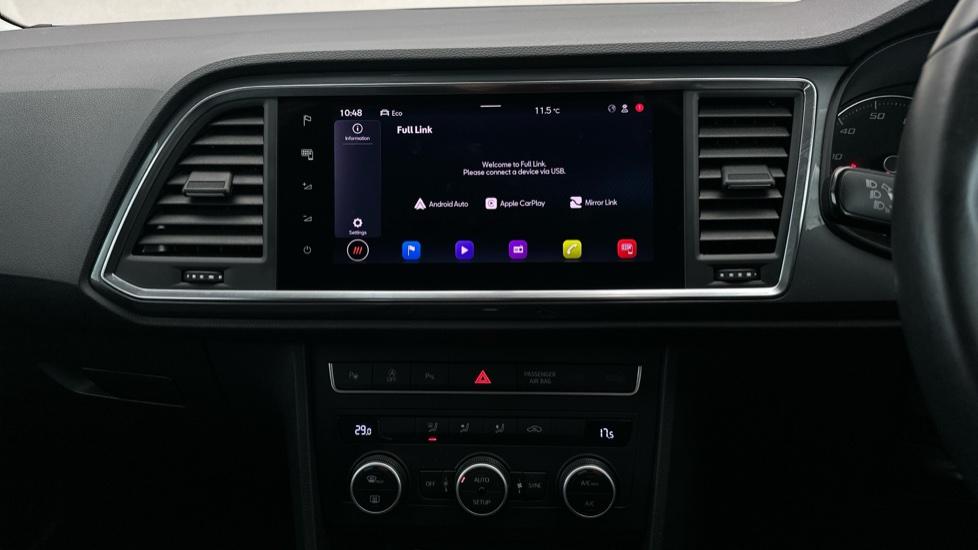 Apple Car Play & Android Auto