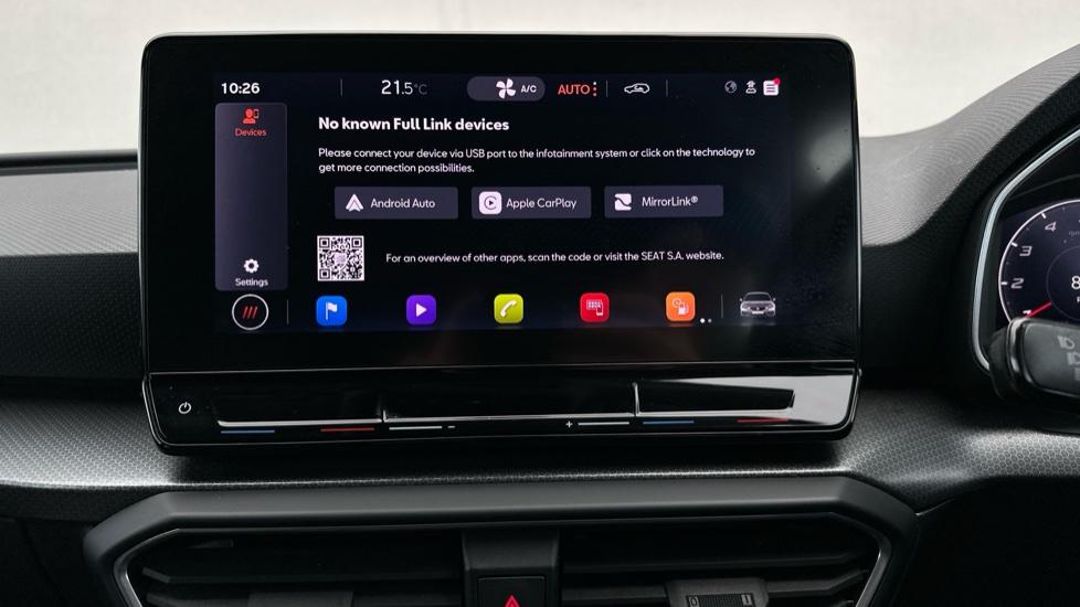 Apple Car Play & Android Auto