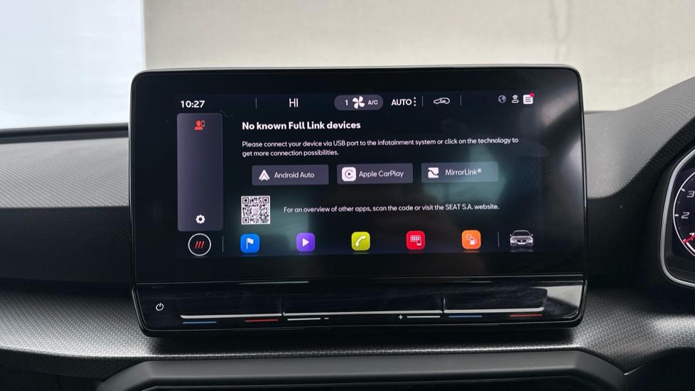 Apple Car Play & Android Auto