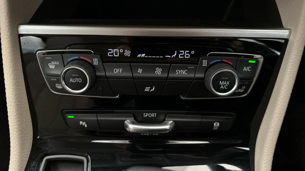 Air Conditioning /Dual Climate Control 