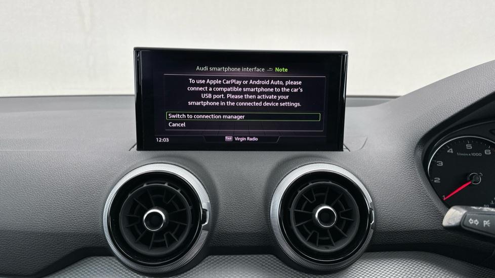 Apple Car Play & Android Auto