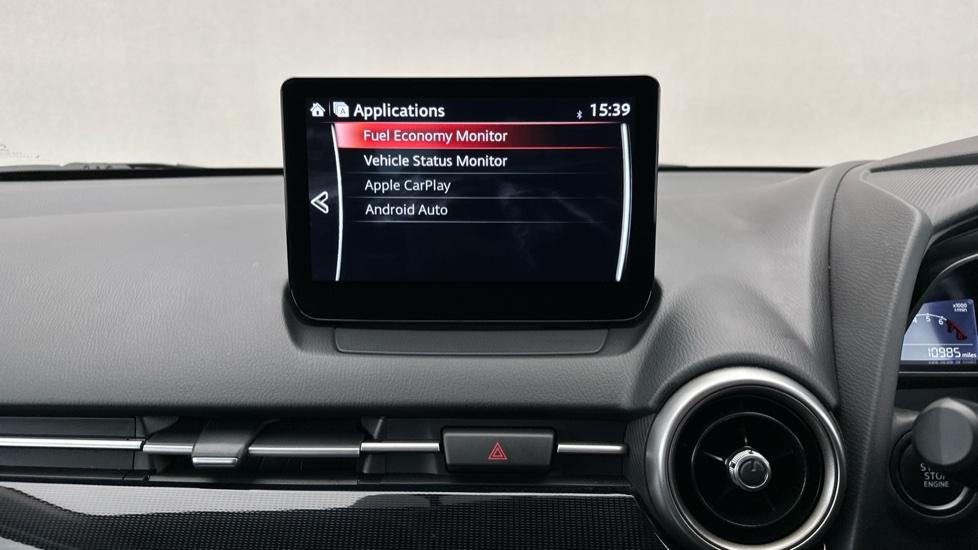 Apple Car Play & Android Auto