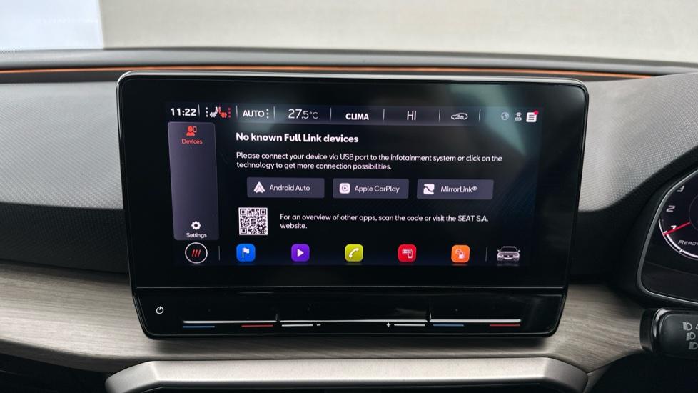 Apple Car Play & Android Auto