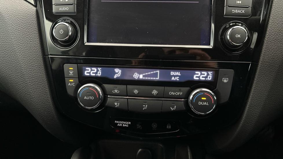 Air Conditioning /Dual Climate Control 