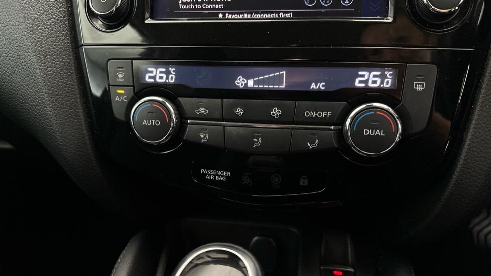 Air Conditioning /Dual Climate Control 