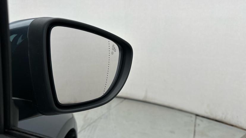 Blind Spot Monitoring System 