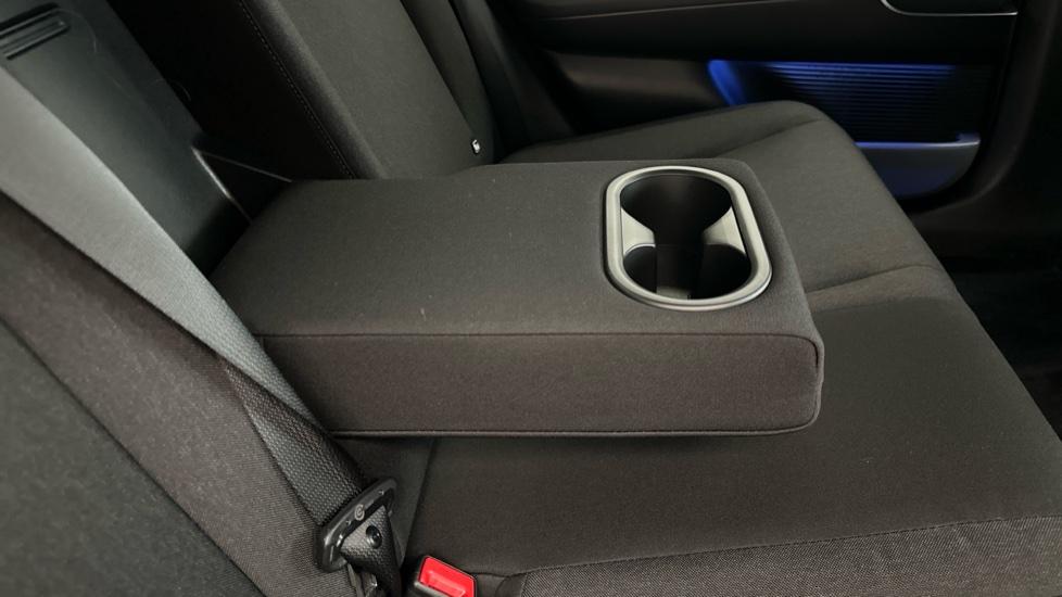 Rear Armrest/ Cup Holder