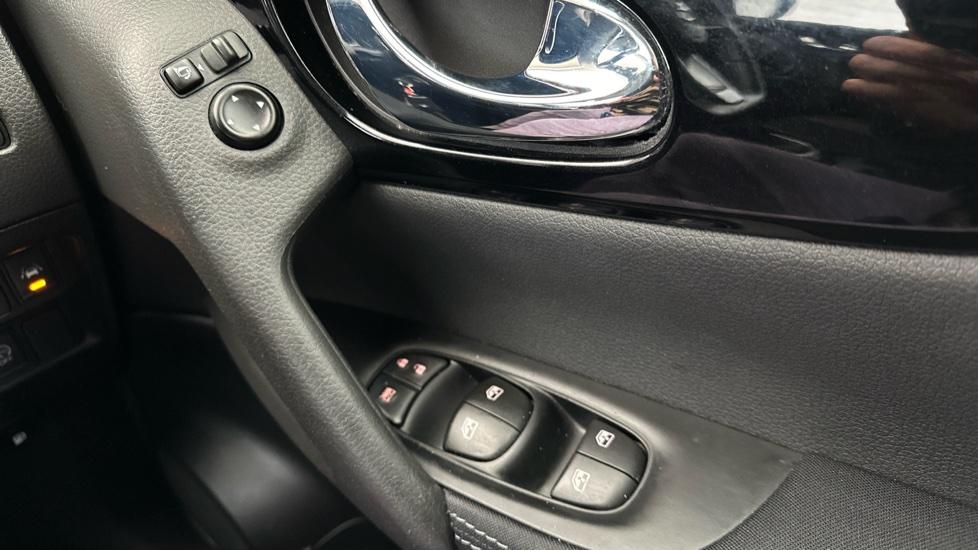 Electric Windows / Wing Mirrors 