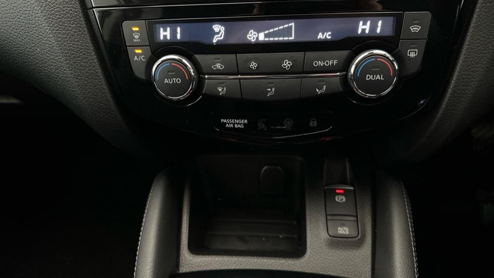 Air Conditioning/Dual Climate Control/Electric Park Brake