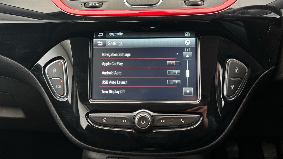 Apple Car Play & Android Auto