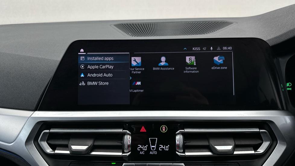 Apple Car Play & Android Auto