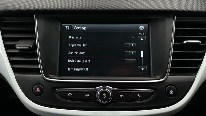 Bluetooth/Apple CarPlay/Android Auto 