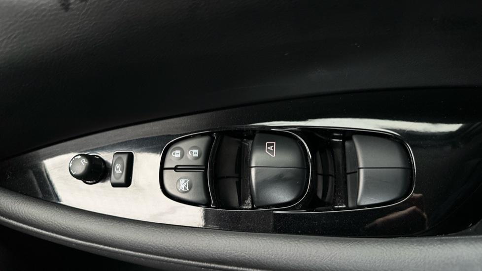 Electric Windows / Wing Mirrors 