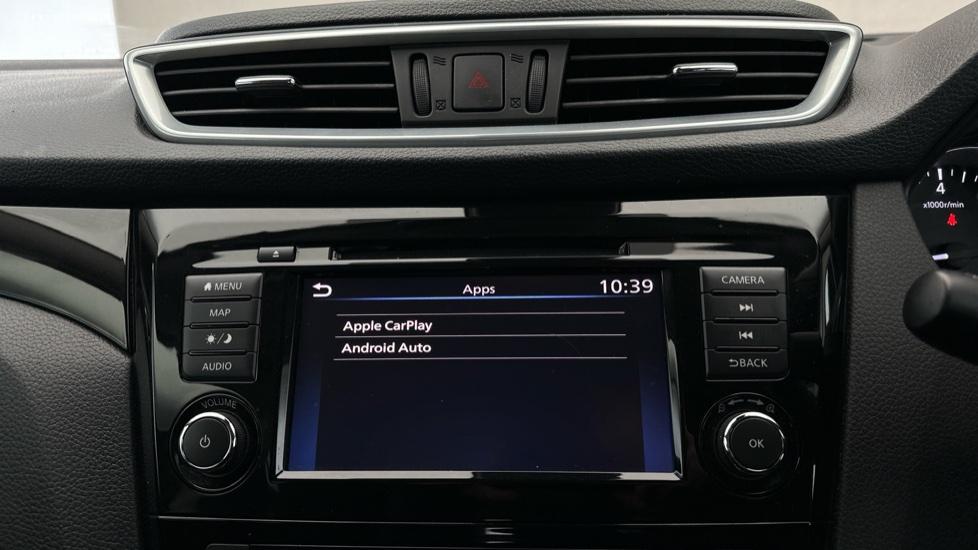 Apple Car Play & Android Auto