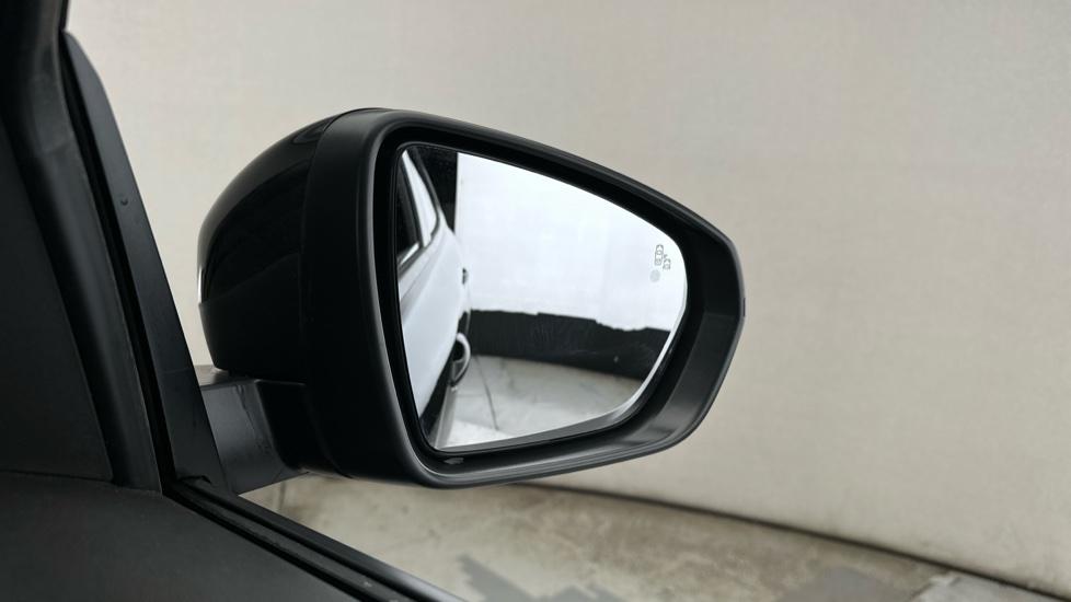 Blind Spot Monitoring System 