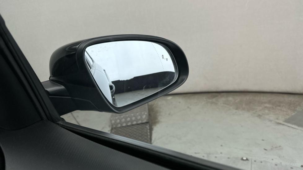 Blind Spot Monitoring System 