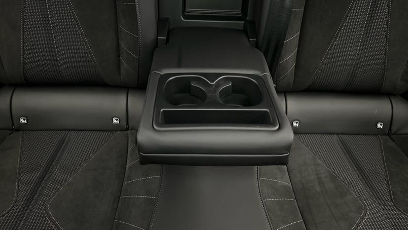 Rear Armrest/ Cup Holder