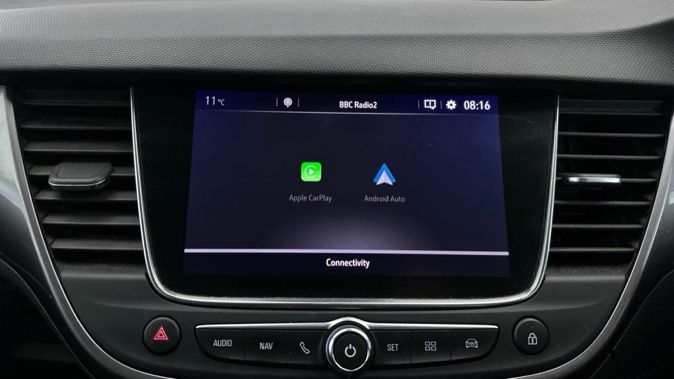 Apple Car Play & Android Auto