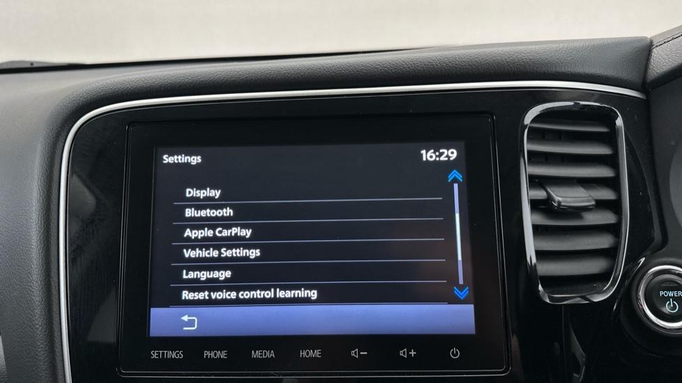 Apple CarPlay 