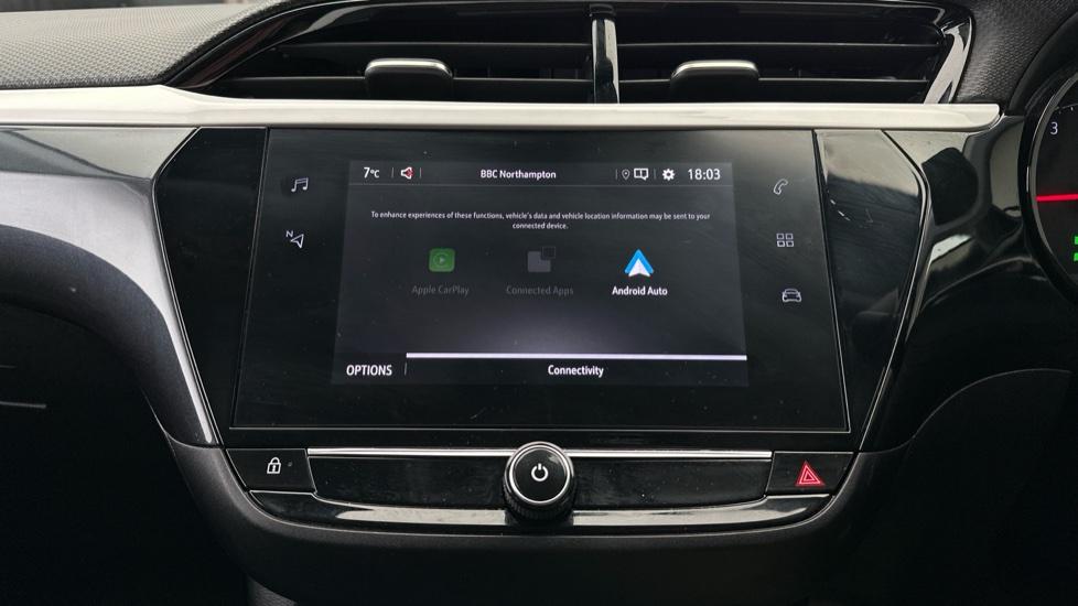 Apple Car Play & Android Auto