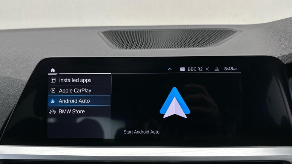 Apple Car Play & Android Auto