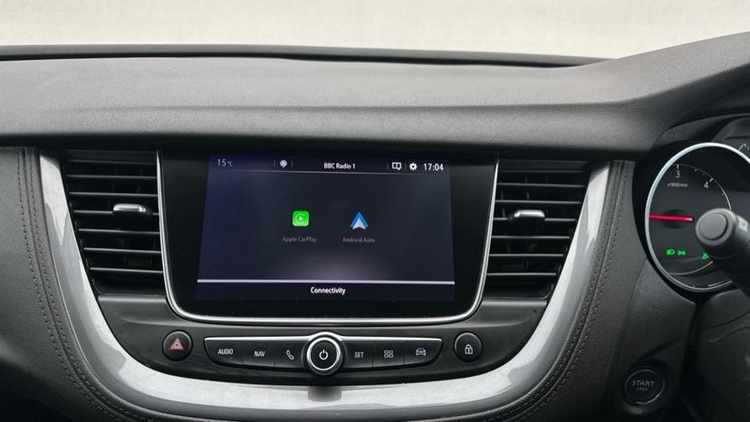 Apple CarPlay/ Android auto 