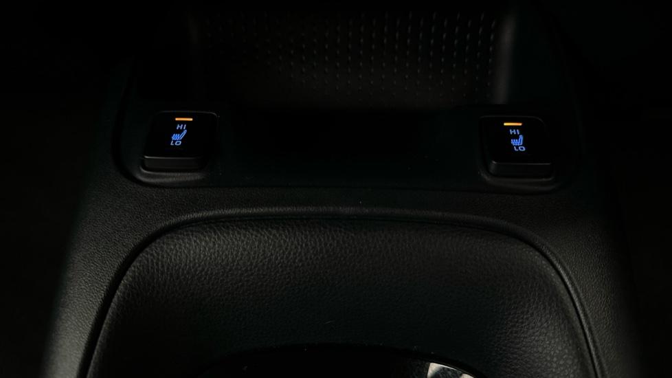 Heated Seats 