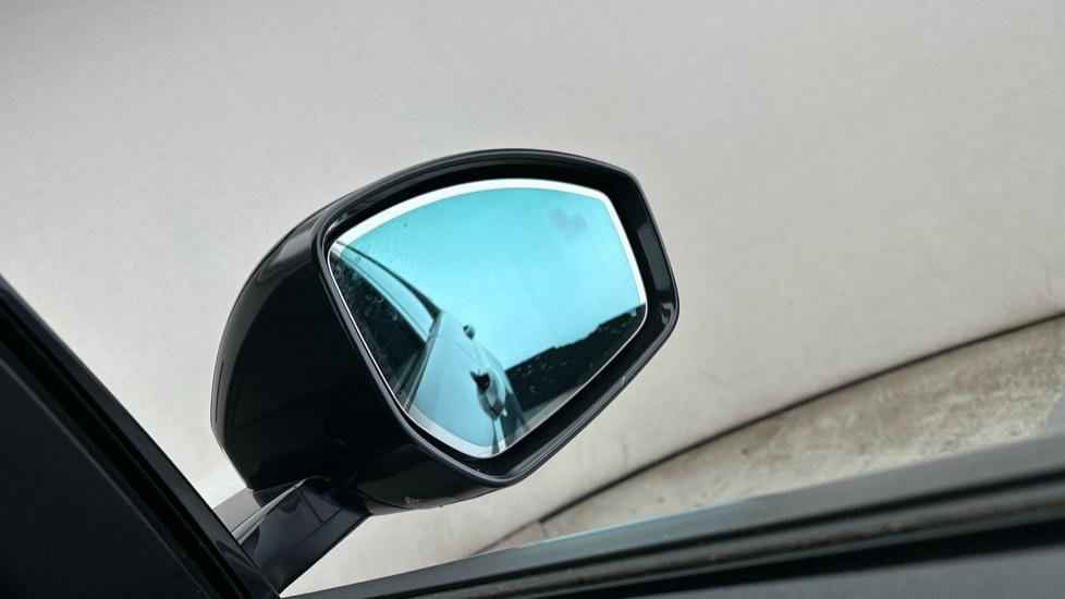 Blind Spot Monitoring System 