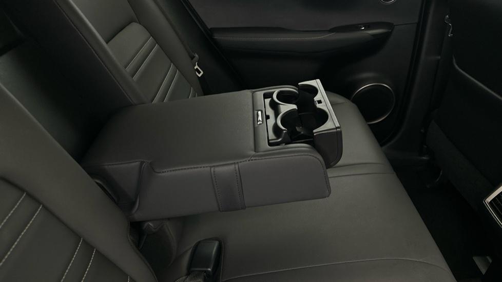 Rear Armrest/ Cup Holder