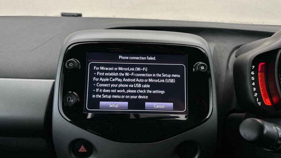 Apple Car Play & Android Auto