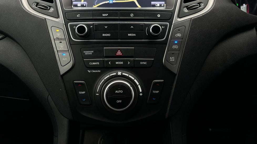 Air Conditioning / Dual Climate Control 